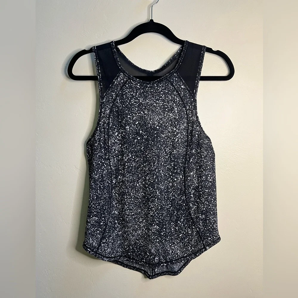 lululemon athletica Black & White Speckled Athletic size 6 Tank‎